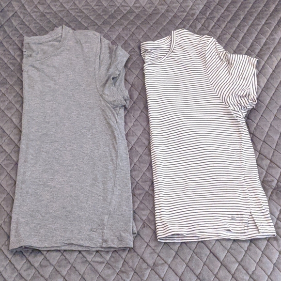 American Eagle Outfitters Tops - Bundle of American Eagle tees